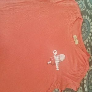 Hollister t-shirt